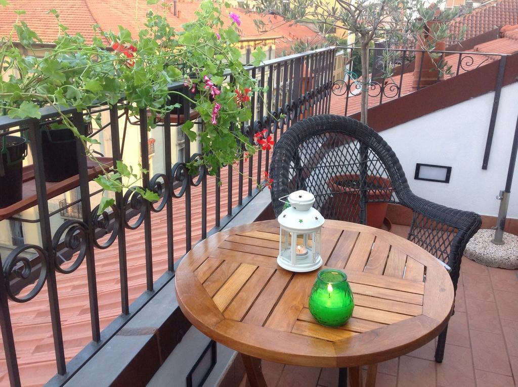 Apartment Pied A Terre With Terrazza In Milan City Center Rum bild