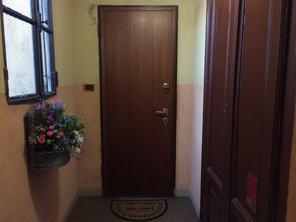 Apartment Pied A Terre With Terrazza In Milan City Center Exteriör bild